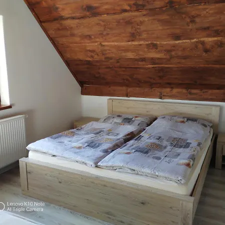 Pod Lipou * Bobrovník