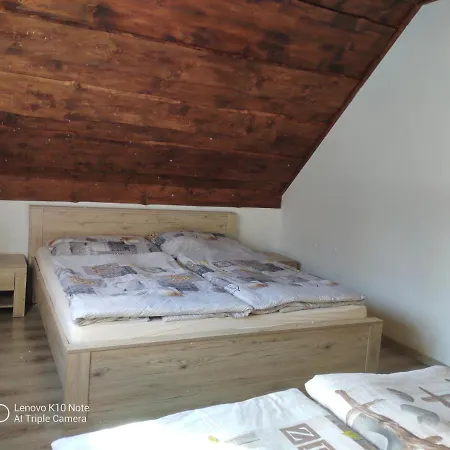 Pod Lipou * Bobrovník