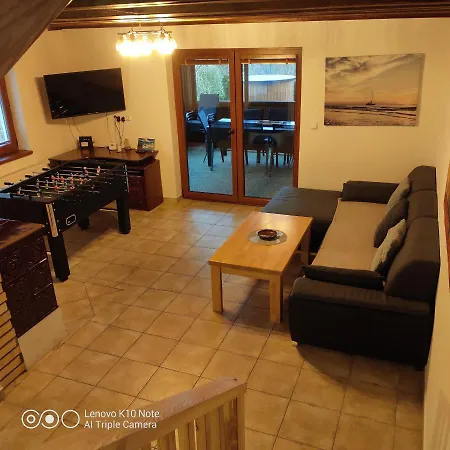 Pod Lipou Bobrovník