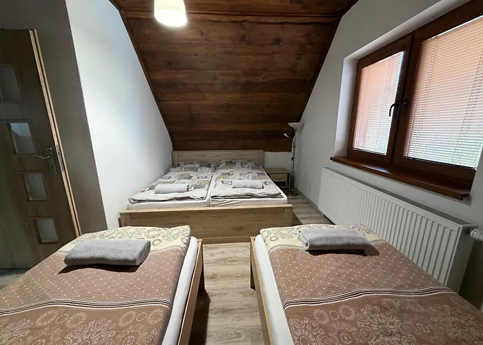 Pod Lipou Bobrovník