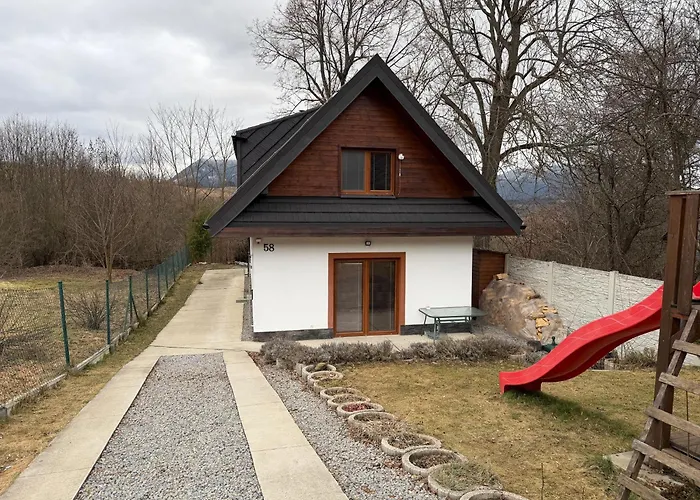 Pod Lipou Bobrovník